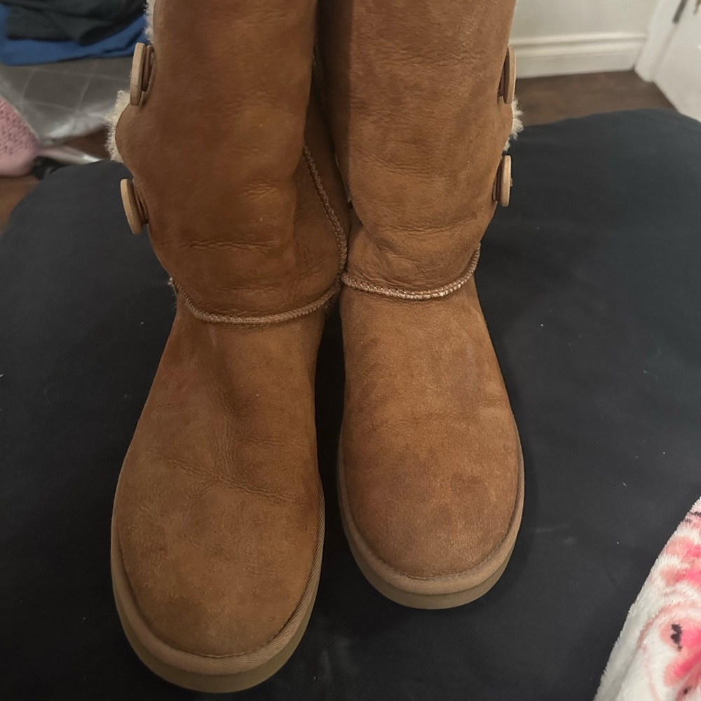 Uggs chestnut high boots